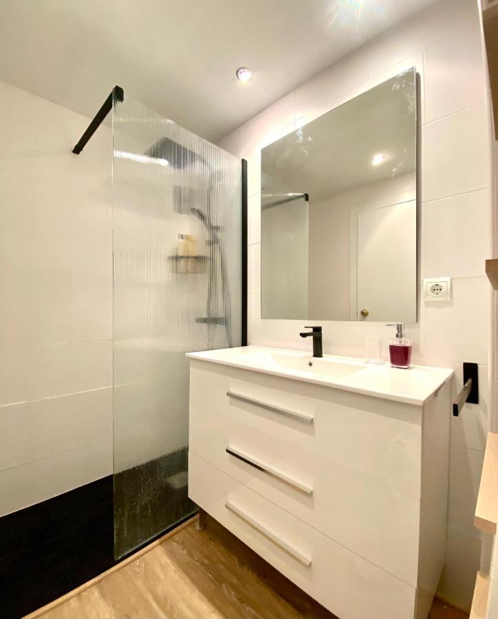 Apartamento Con 3 Habitaciones, Terraza Y Jardin Comunitario Con Piscina En Sant Antoni De Calonge Esterno foto