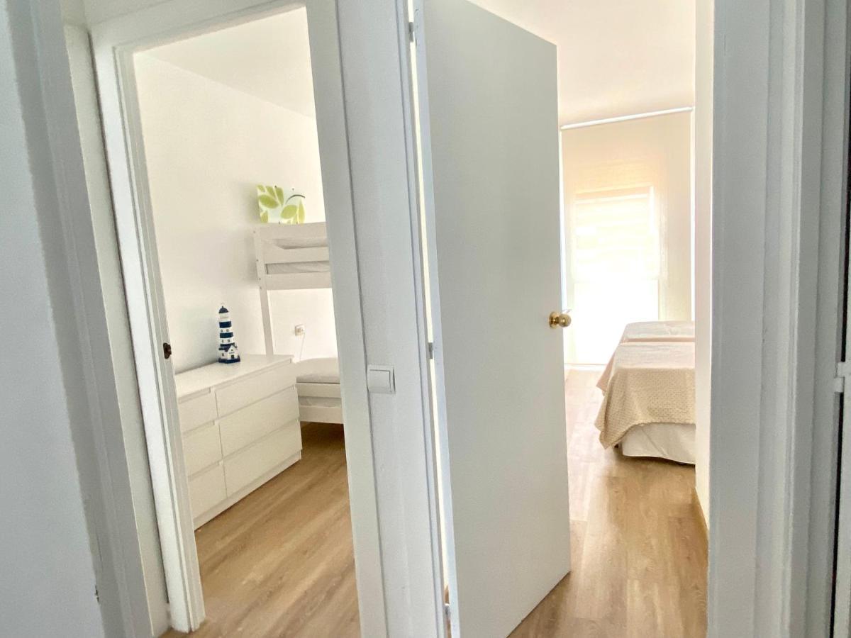 Apartamento Con 3 Habitaciones, Terraza Y Jardin Comunitario Con Piscina En Sant Antoni De Calonge Esterno foto