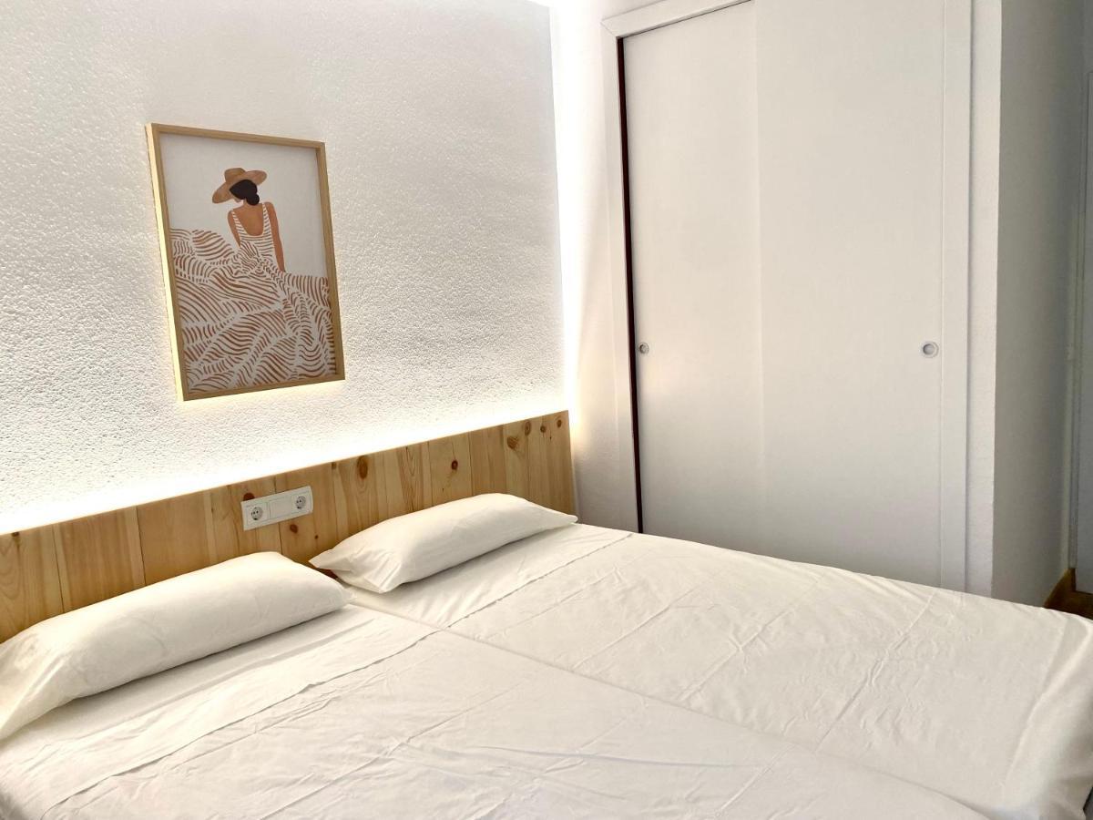 Apartamento Con 3 Habitaciones, Terraza Y Jardin Comunitario Con Piscina En Sant Antoni De Calonge Esterno foto